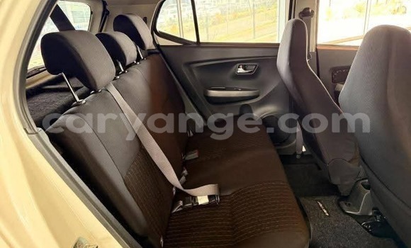 Acheter Occasion Voiture Toyota Aristo Blanc à Karasburg, Karas Acheter Occasion Voiture Toyota Aristo Blanc à Karasburg, Karas