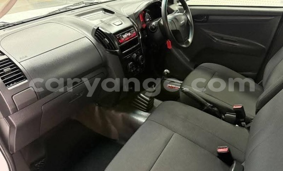 Acheter Occasion Voiture Isuzu D–MAX Blanc à Henties Bay, Erongo Acheter Occasion Voiture Isuzu D–MAX Blanc à Henties Bay, Erongo