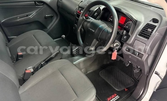 Acheter Occasion Voiture Isuzu D–MAX Blanc à Henties Bay, Erongo Acheter Occasion Voiture Isuzu D–MAX Blanc à Henties Bay, Erongo