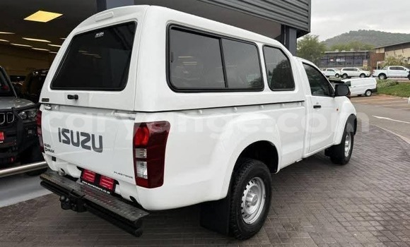 Acheter Occasion Voiture Isuzu D–MAX Blanc à Henties Bay, Erongo Acheter Occasion Voiture Isuzu D–MAX Blanc à Henties Bay, Erongo
