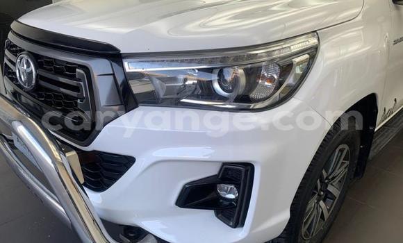 Acheter Occasion Voiture Toyota Hilux Blanc à Gobabis, Omaheke Acheter Occasion Voiture Toyota Hilux Blanc à Gobabis, Omaheke