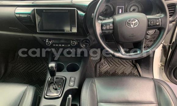 Acheter Occasion Voiture Toyota Hilux Blanc à Gobabis, Omaheke Acheter Occasion Voiture Toyota Hilux Blanc à Gobabis, Omaheke