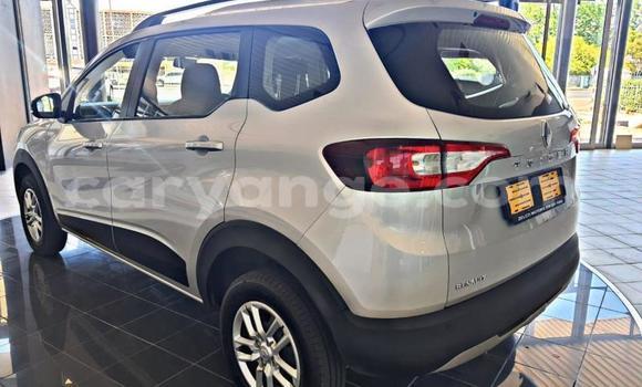 Buy Used Renault Twingo Silver Car in Gobabis in Omaheke Buy Used Renault Twingo Silver Car in Gobabis in Omaheke