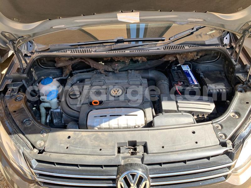 Big with watermark volkswagen touran namibia windhoek 24791