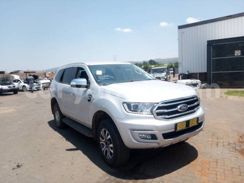 Big with watermark ford everest namibia windhoek 24794