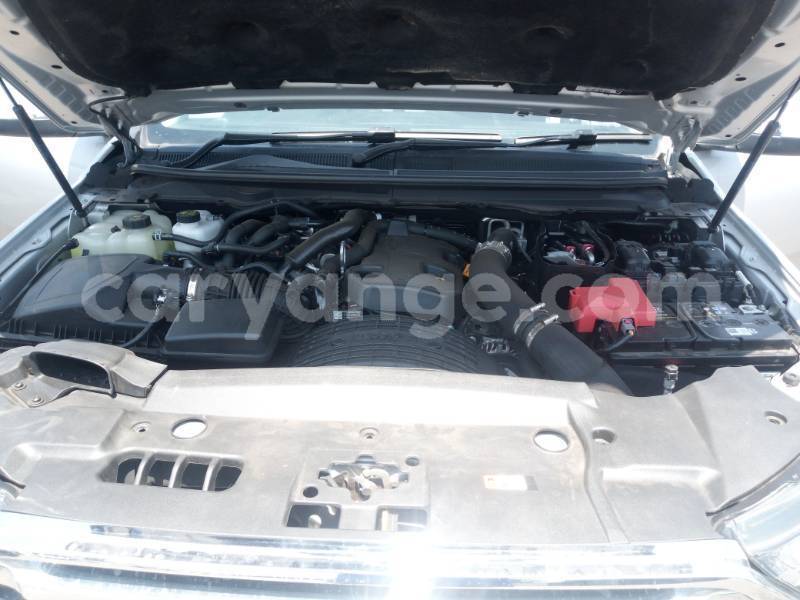 Big with watermark ford everest namibia windhoek 24794