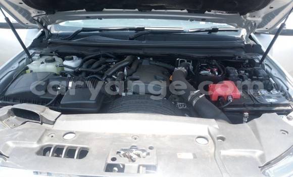 Buy Used Ford Everest White Car in Windhoek in Namibia Buy Used Ford Everest White Car in Windhoek in Namibia