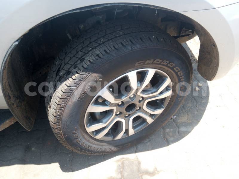 Big with watermark ford everest namibia windhoek 24794