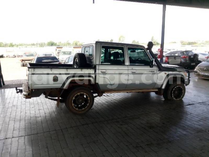 Big with watermark toyota land cruiser oshikoto ondangwa 24797