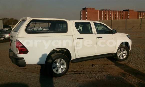 Buy Used Toyota Hilux White Car in Windhoek in Namibia Buy Used Toyota Hilux White Car in Windhoek in Namibia