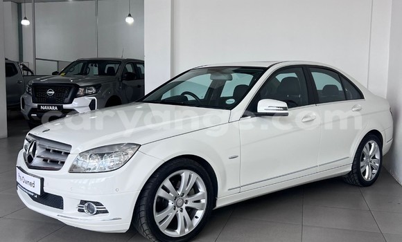 Buy Used Mercedes-Benz C–Class White Car in Gobabis in Omaheke Buy Used Mercedes-Benz C–Class White Car in Gobabis in Omaheke