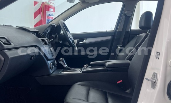 Buy Used Mercedes-Benz C–Class White Car in Gobabis in Omaheke Buy Used Mercedes-Benz C–Class White Car in Gobabis in Omaheke