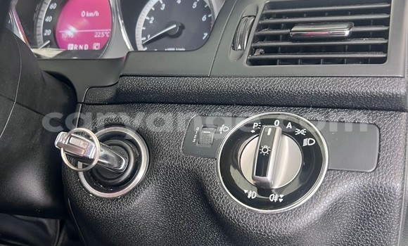 Buy Used Mercedes-Benz C–Class White Car in Gobabis in Omaheke Buy Used Mercedes-Benz C–Class White Car in Gobabis in Omaheke