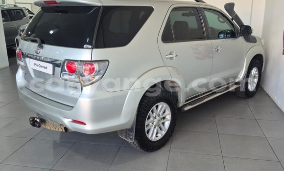 Buy Used Toyota Fortuner White Car in Gobabis in Omaheke Buy Used Toyota Fortuner White Car in Gobabis in Omaheke
