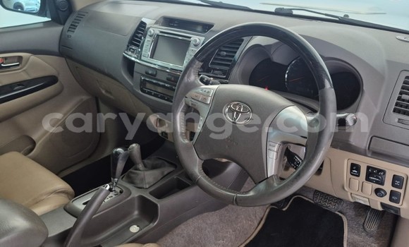 Buy Used Toyota Fortuner White Car in Gobabis in Omaheke Buy Used Toyota Fortuner White Car in Gobabis in Omaheke