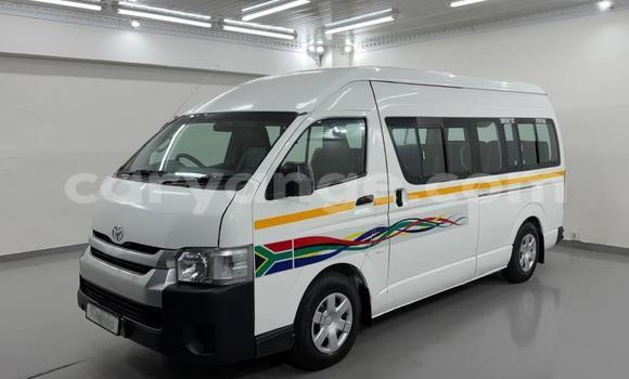 Buy Used Toyota Hi Ace White Car in Gobabis in Omaheke Buy Used Toyota Hi Ace White Car in Gobabis in Omaheke