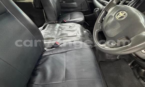 Buy Used Toyota Hi Ace White Car in Gobabis in Omaheke Buy Used Toyota Hi Ace White Car in Gobabis in Omaheke