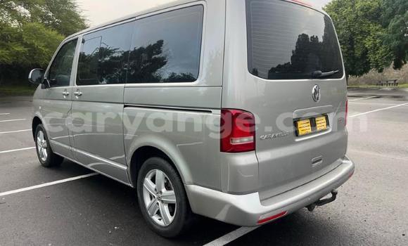 Buy Used Volkswagen Caravelle Brown Car in Gobabis in Omaheke Buy Used Volkswagen Caravelle Brown Car in Gobabis in Omaheke