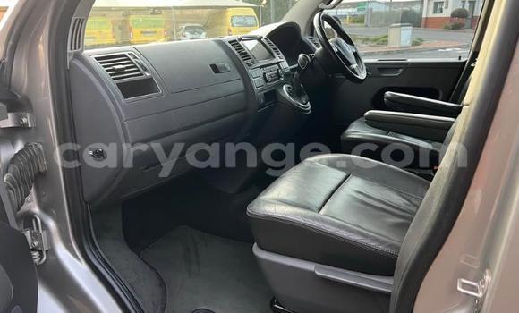 Buy Used Volkswagen Caravelle Brown Car in Gobabis in Omaheke Buy Used Volkswagen Caravelle Brown Car in Gobabis in Omaheke