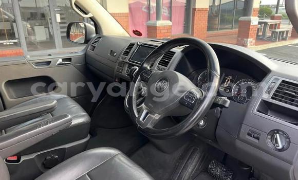 Buy Used Volkswagen Caravelle Brown Car in Gobabis in Omaheke Buy Used Volkswagen Caravelle Brown Car in Gobabis in Omaheke