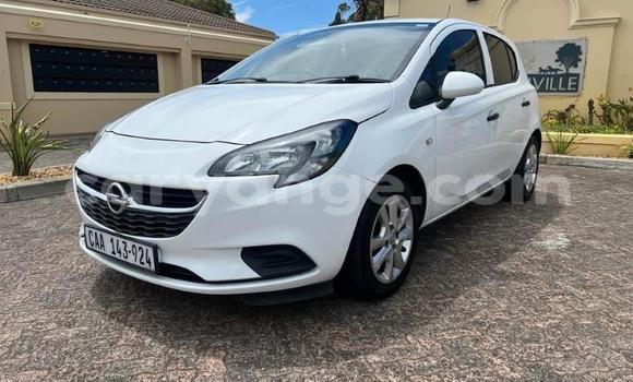 Buy Used Opel Corsa White Car in Gobabis in Omaheke Buy Used Opel Corsa White Car in Gobabis in Omaheke