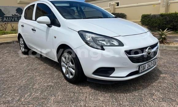 Buy Used Opel Corsa White Car in Gobabis in Omaheke Buy Used Opel Corsa White Car in Gobabis in Omaheke