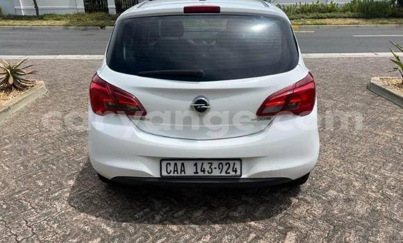 Buy Used Opel Corsa White Car in Gobabis in Omaheke Buy Used Opel Corsa White Car in Gobabis in Omaheke