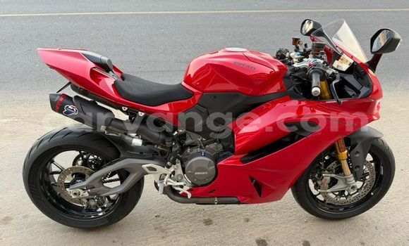 Buy Used Ducati Panigale Red Bike in Windhoek in Namibia Buy Used Ducati Panigale Red Bike in Windhoek in Namibia