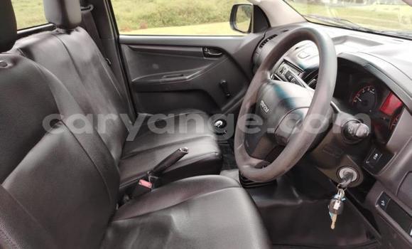 Buy Used Isuzu D–MAX Black Car in Gobabis in Omaheke Buy Used Isuzu D–MAX Black Car in Gobabis in Omaheke