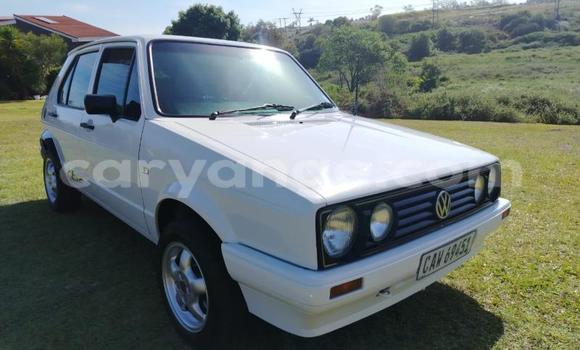 Buy Used Volkswagen Golf White Car in Gobabis in Omaheke Buy Used Volkswagen Golf White Car in Gobabis in Omaheke