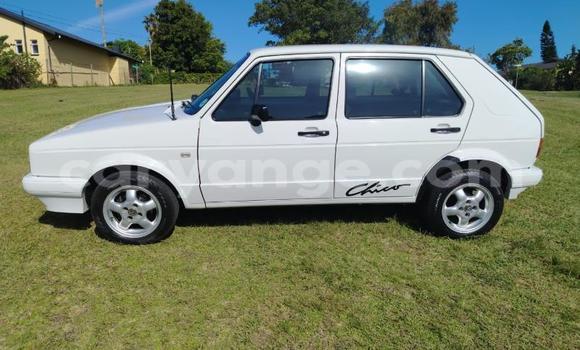 Buy Used Volkswagen Golf White Car in Gobabis in Omaheke Buy Used Volkswagen Golf White Car in Gobabis in Omaheke