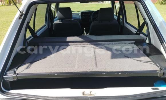 Buy Used Volkswagen Golf White Car in Gobabis in Omaheke Buy Used Volkswagen Golf White Car in Gobabis in Omaheke