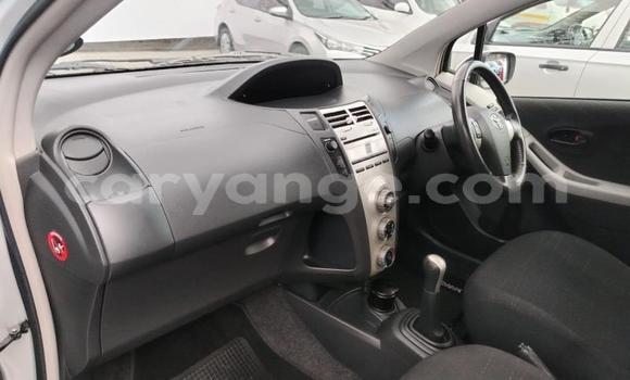 Buy Used Toyota Yaris Silver Car in Gobabis in Omaheke Buy Used Toyota Yaris Silver Car in Gobabis in Omaheke