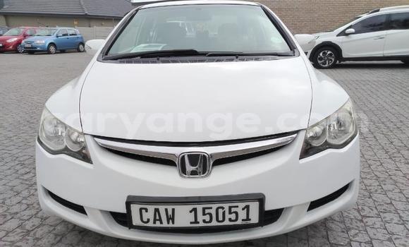 Buy Used Honda Civic White Car in Gobabis in Omaheke Buy Used Honda Civic White Car in Gobabis in Omaheke