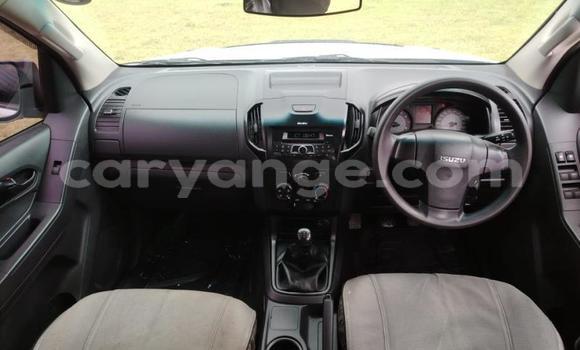 Buy Used Isuzu KB White Car in Gobabis in Omaheke Buy Used Isuzu KB White Car in Gobabis in Omaheke