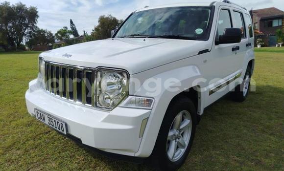 Buy Used Jeep Cherokee White Car in Gobabis in Omaheke Buy Used Jeep Cherokee White Car in Gobabis in Omaheke