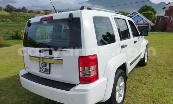 Buy Used Jeep Cherokee White Car in Gobabis in Omaheke Buy Used Jeep Cherokee White Car in Gobabis in Omaheke