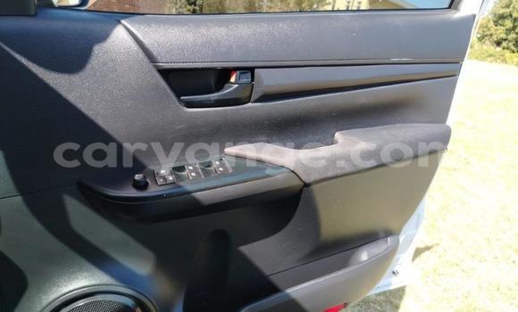 Buy Used Toyota Hilux White Car in Gobabis in Omaheke Buy Used Toyota Hilux White Car in Gobabis in Omaheke