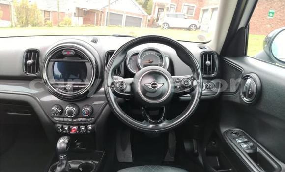 Buy Used Mini Countryman White Car in Gobabis in Omaheke Buy Used Mini Countryman White Car in Gobabis in Omaheke