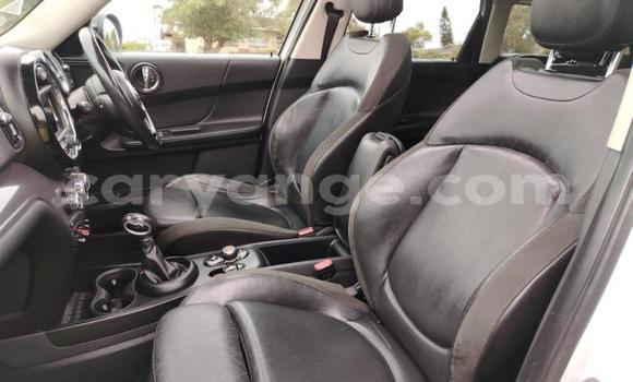 Buy Used Mini Countryman White Car in Gobabis in Omaheke Buy Used Mini Countryman White Car in Gobabis in Omaheke