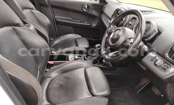 Buy Used Mini Countryman White Car in Gobabis in Omaheke Buy Used Mini Countryman White Car in Gobabis in Omaheke