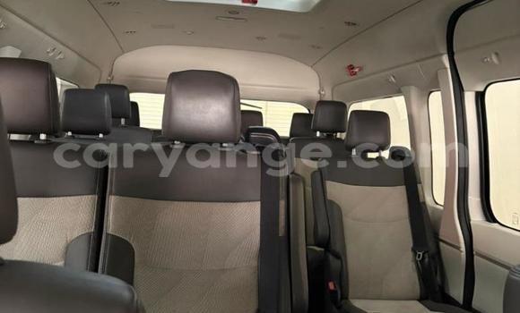 Buy Used Toyota Hi Ace White Car in Gobabis in Omaheke Buy Used Toyota Hi Ace White Car in Gobabis in Omaheke