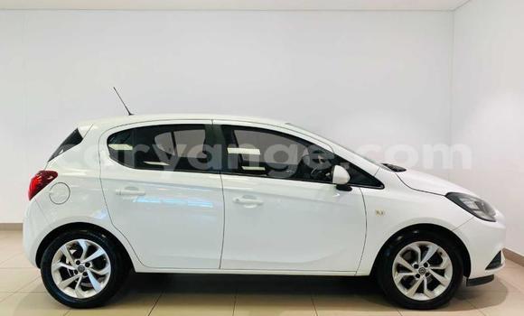 Buy Used Opel Corsa White Car in Gobabis in Omaheke Buy Used Opel Corsa White Car in Gobabis in Omaheke