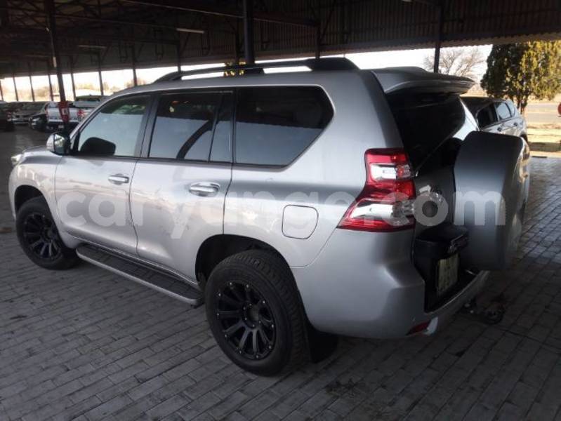 Big with watermark toyota land cruiser prado namibia swakopmund 24858