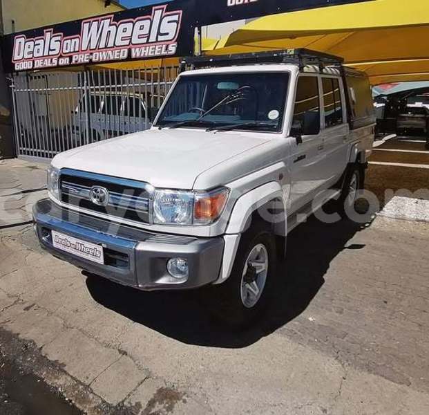Big with watermark toyota land cruiser namibia windhoek 24864