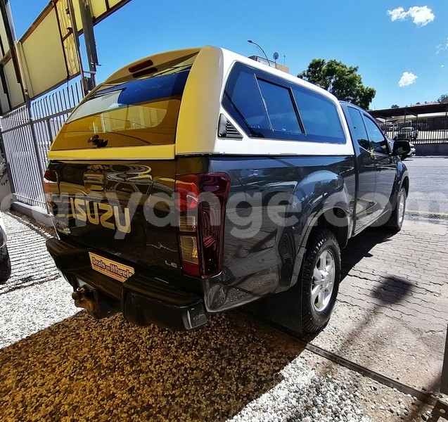 Big with watermark isuzu d max namibia windhoek 24870