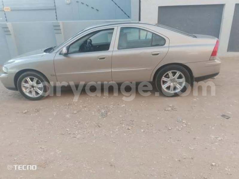 Big with watermark volvo 140 series namibia windhoek 24876