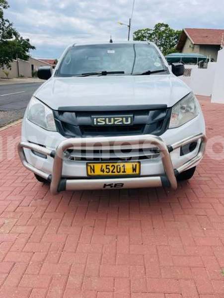 Big with watermark isuzu d max namibia windhoek 24886