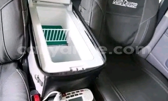 Acheter Occasion Voiture Toyota Land Cruiser Gris à Gobabis, Omaheke Acheter Occasion Voiture Toyota Land Cruiser Gris à Gobabis, Omaheke