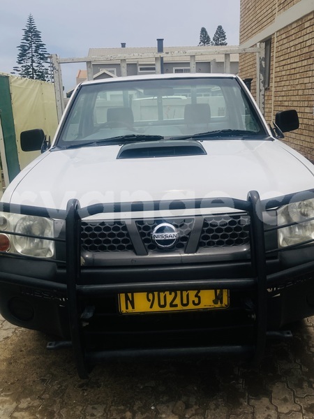 Big with watermark nissan evalia namibia swakopmund 24901